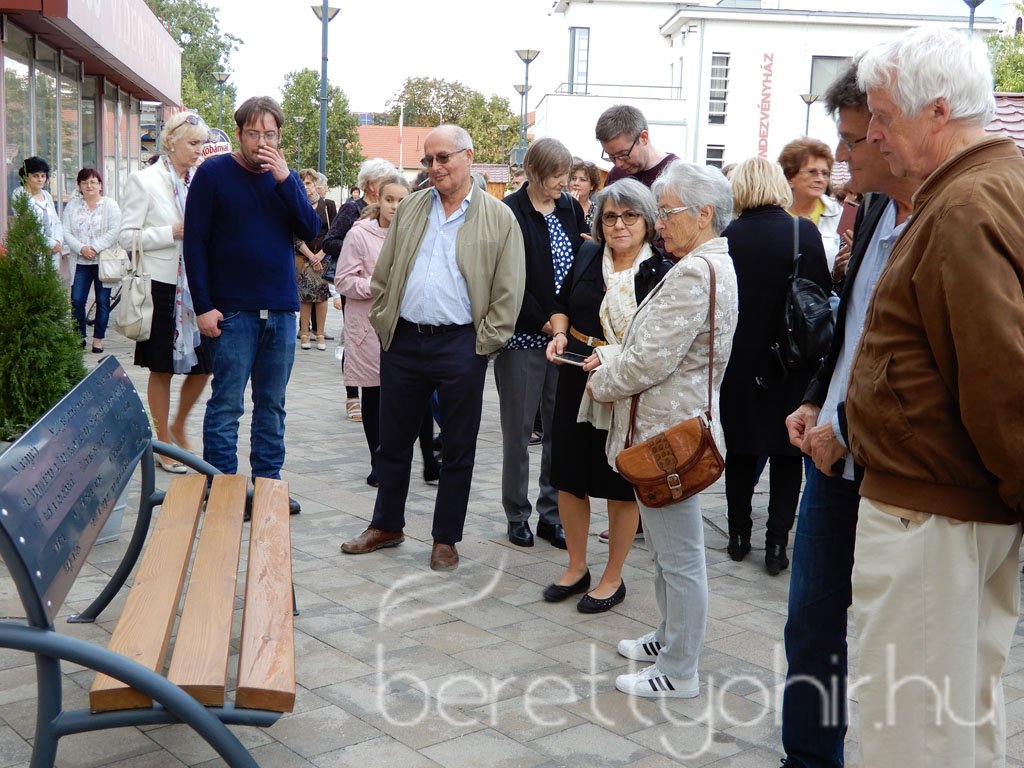 Konrád-emlékpad avatás 35